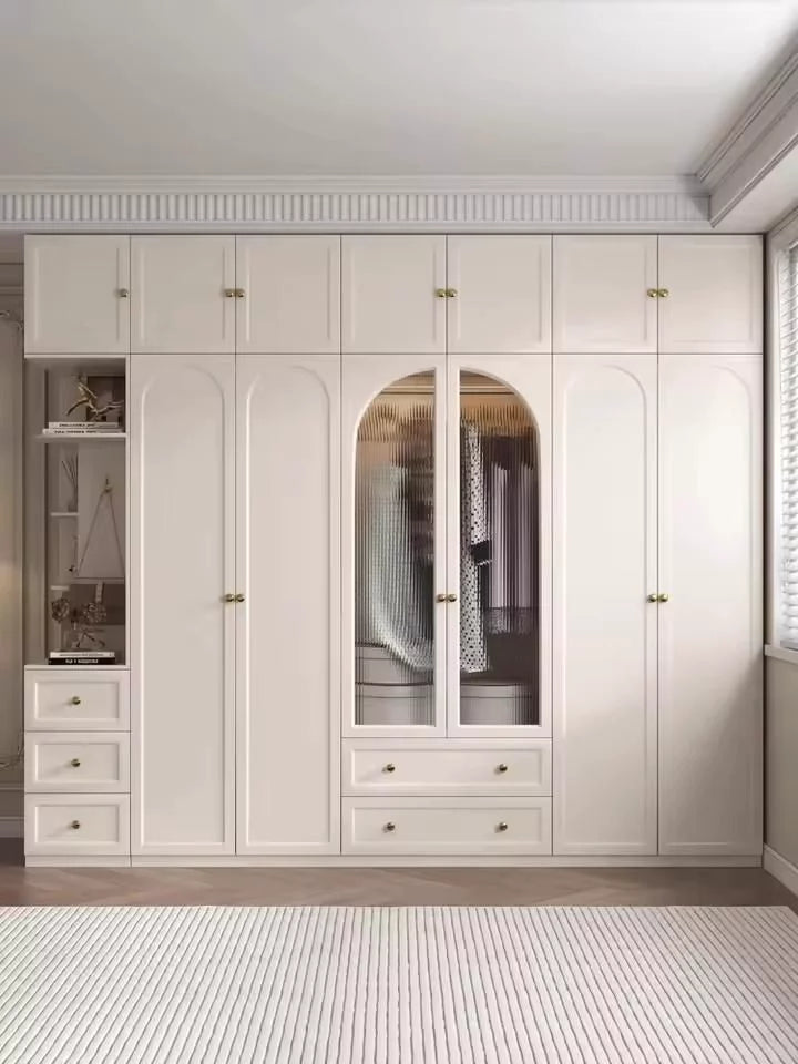 Neutra Storage Wardrobe