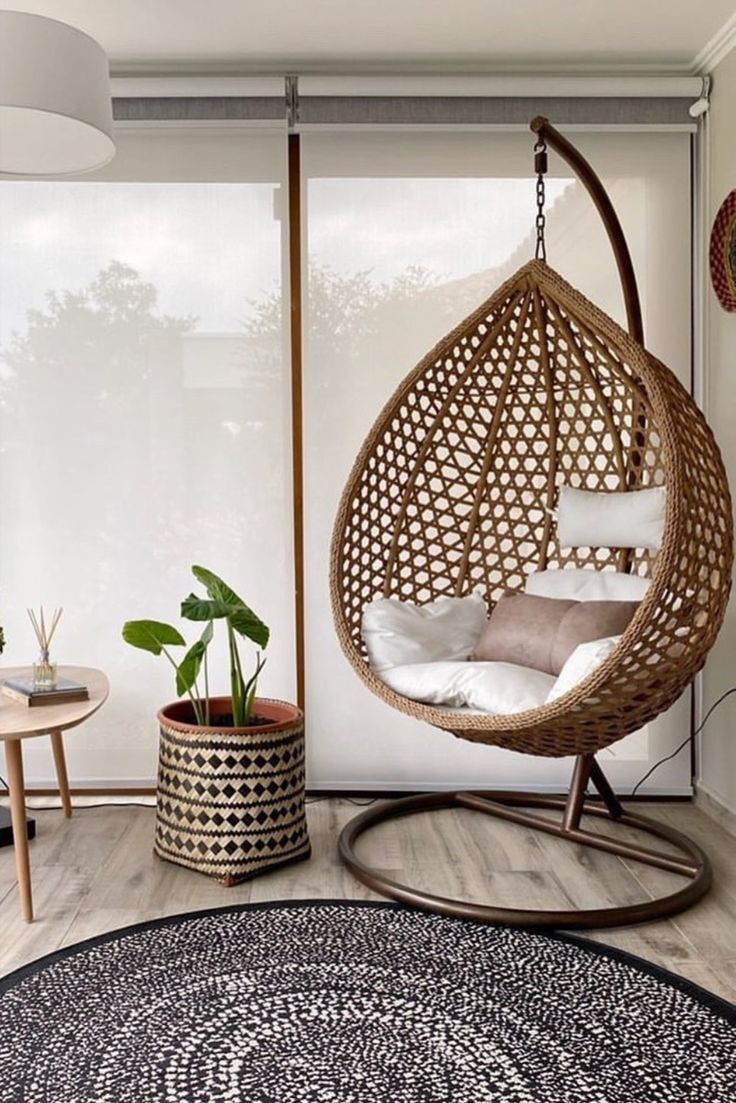 Swing Chair 1